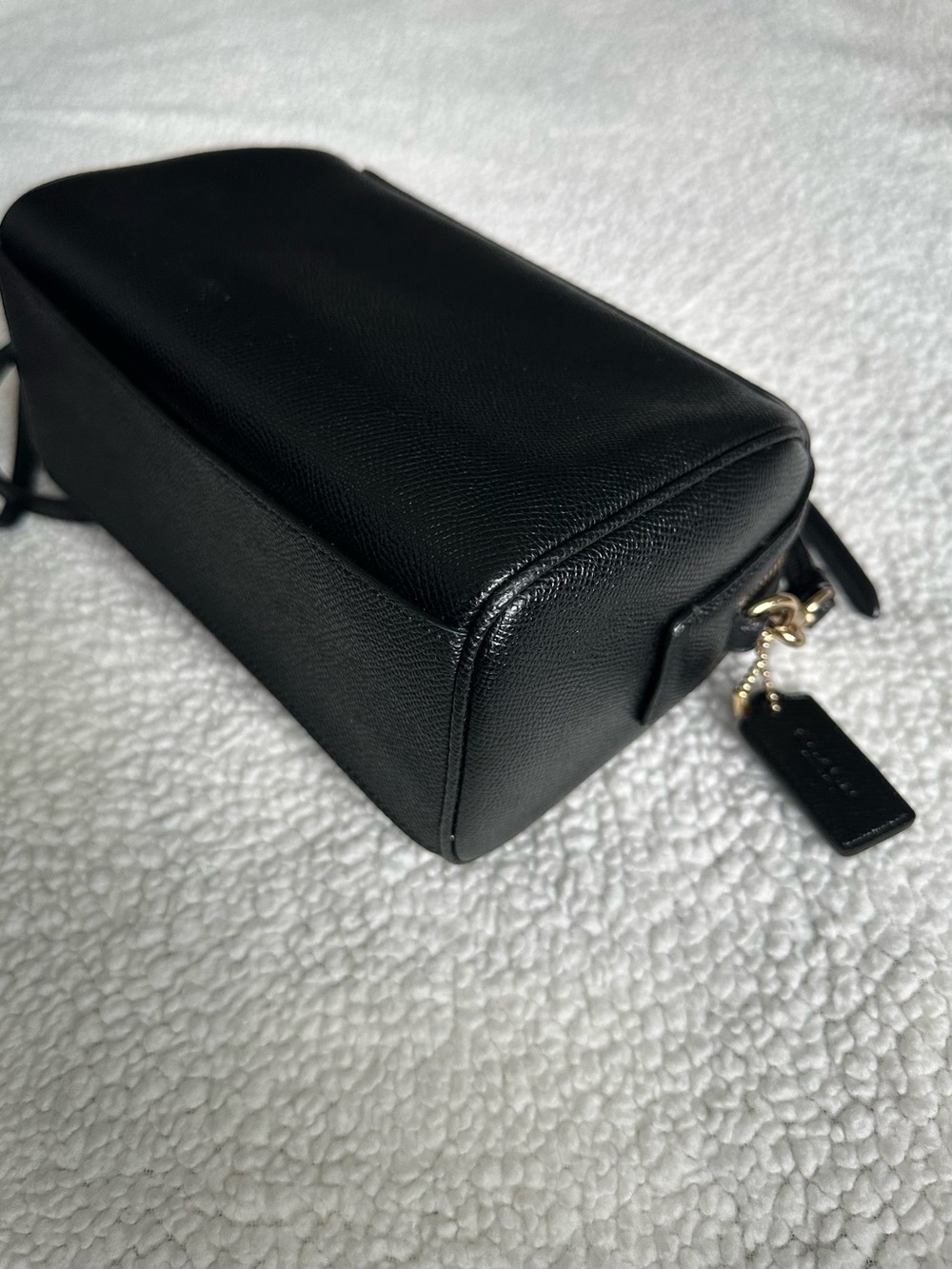 Coach Mini Bennett Crossbody Bag Black Crossgrain Leather F76629 Gold Hardware - Picture 6 of 14